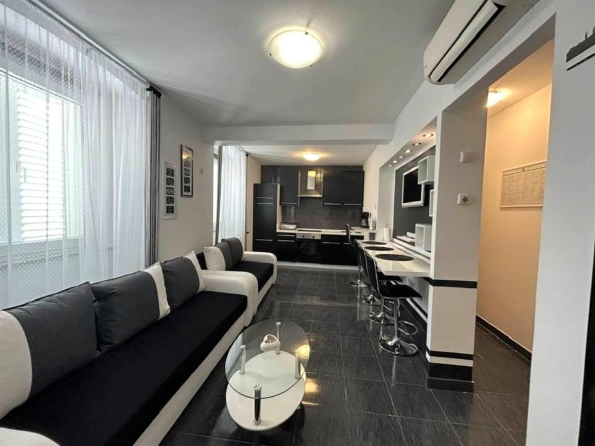 Apartment Decumana คิร์ก ภายนอก รูปภาพ
